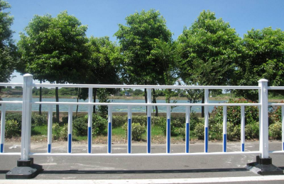 道路护栏生产厂家有哪些